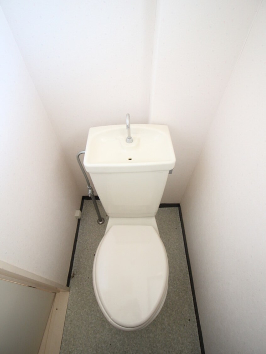 トイレ ヴィラニシヤマ