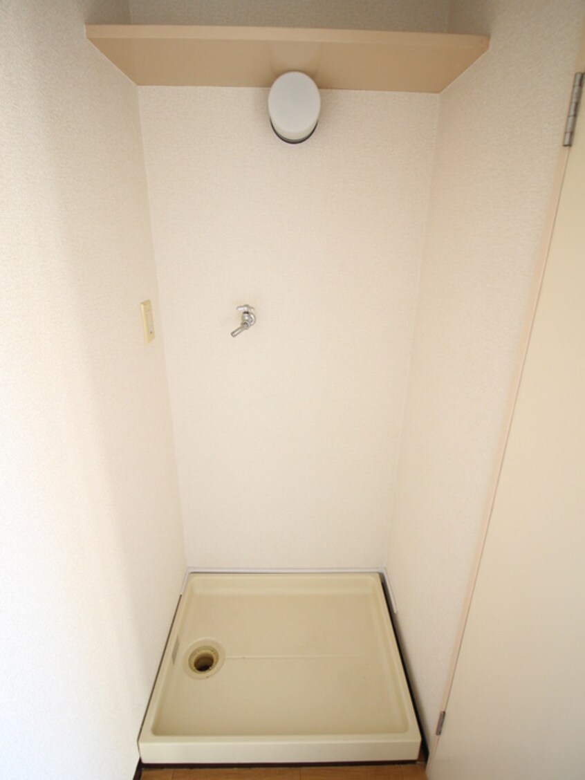 洗濯機置場 ヴィラニシヤマ