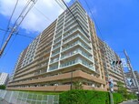 ビー・サイト（106）