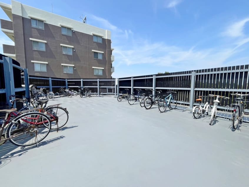 駐輪場 ビバリーホームズ吉祥寺