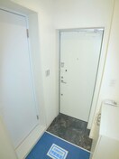 玄関 コスモアイズ２