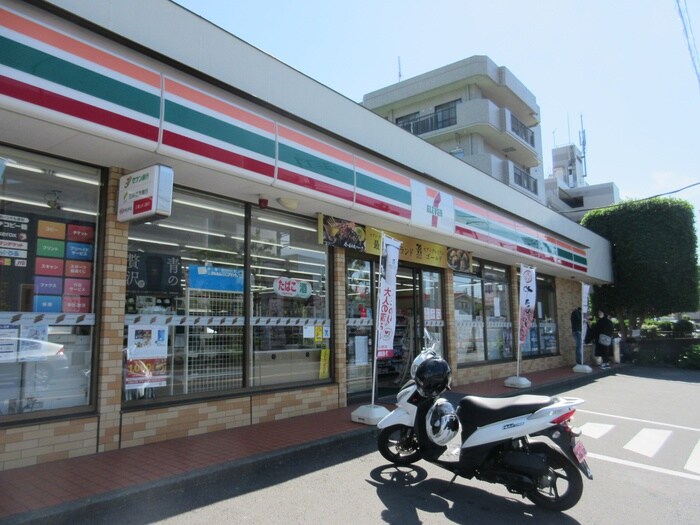 セブンイレブン町田成瀬駅南口(コンビニ)まで700m エスペランサⅥ