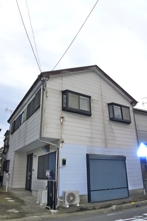 朝日ヶ丘3丁目貸家