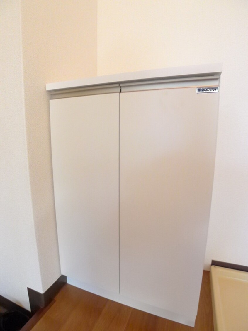 靴箱 ヴィラ検見川