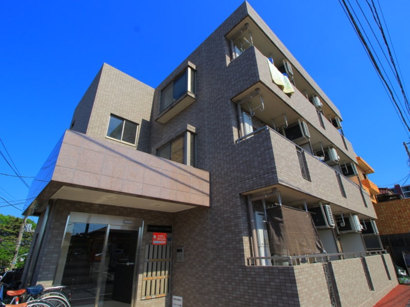 エントランス部分 シャテロハイツ弐番館