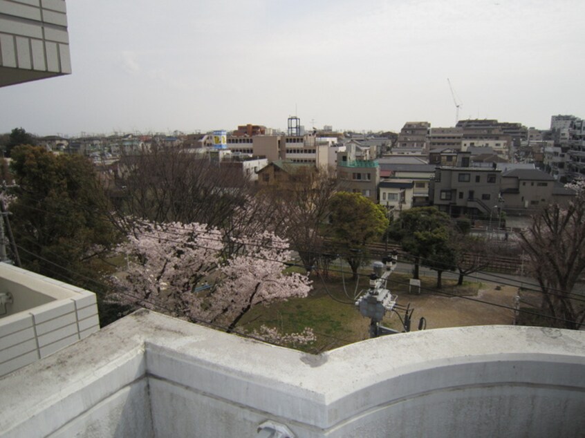 室内からの展望 ア－バンヴィラ　そうみえん