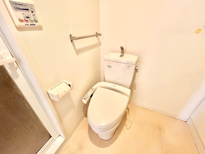 トイレ アラ－ト三ッ沢