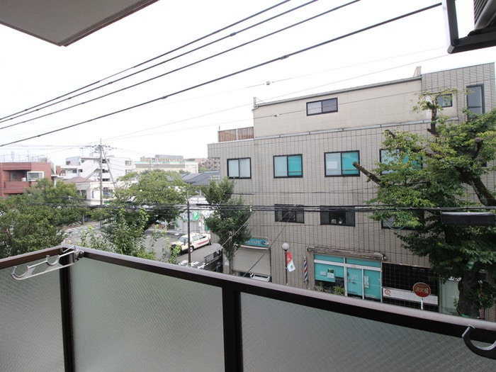 室内からの展望 ﾗｲｵﾝｽﾞﾏﾝｼｮﾝ府中桜通り(301)