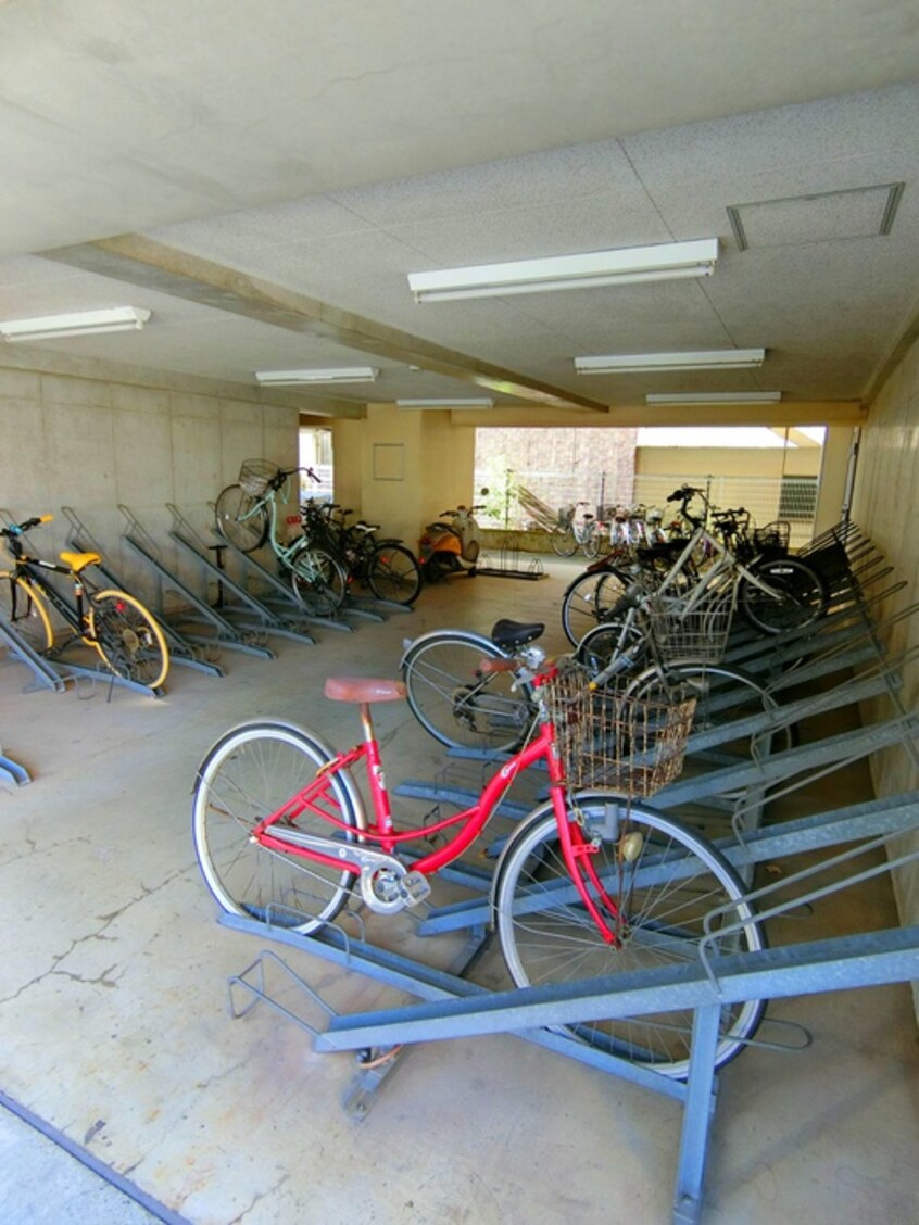 駐輪場 セントランド所沢