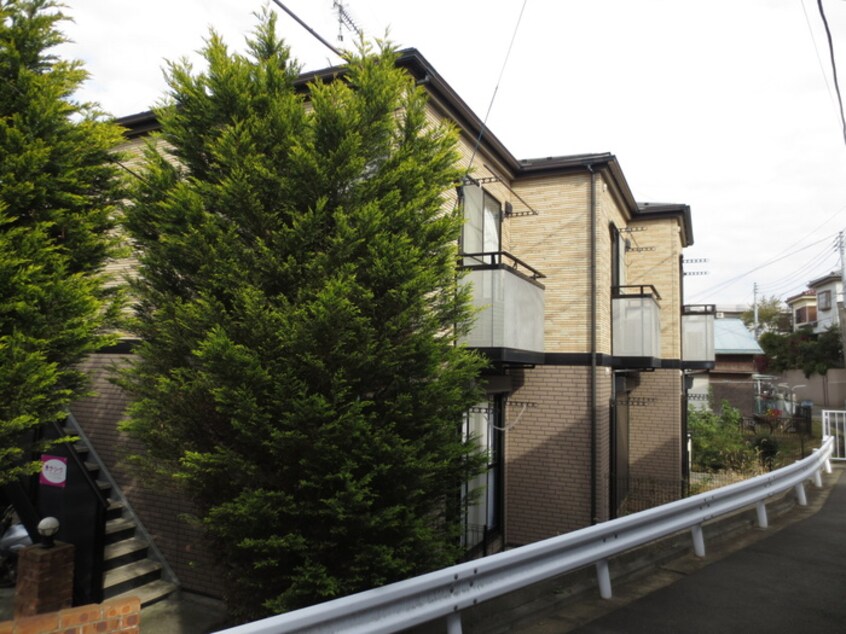 外観写真 リ－ヴェルガ－デン横浜港北