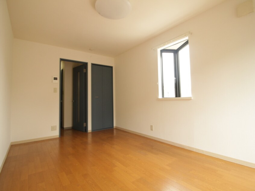 居室 リ－ヴェルガ－デン横浜港北