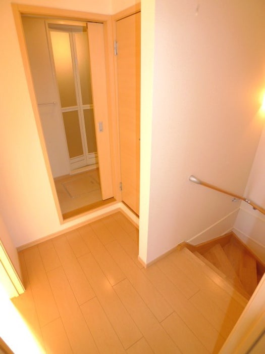 廊下 プラシ－ド アロッジオ