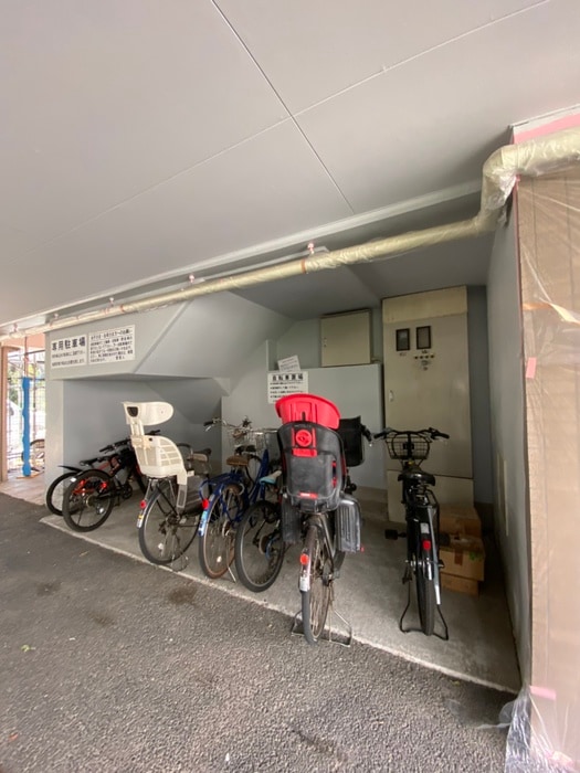 駐輪場 コーピアス・エスⅡ