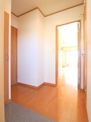 玄関 Ａｍｏｕｒ　ｏｌｉｖｉｅｒ