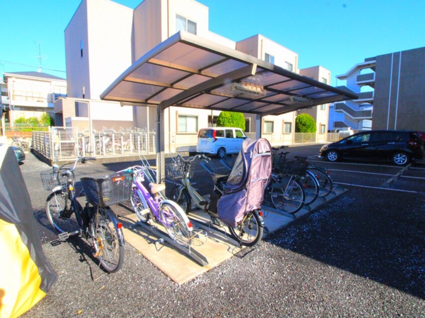 駐輪場 Ａｍｏｕｒ　ｏｌｉｖｉｅｒ