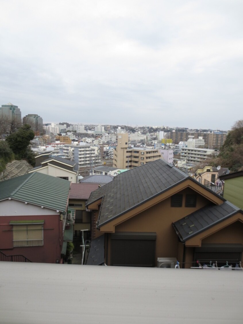 室内からの展望 シュテルン保土ヶ谷