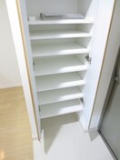 靴箱 スカイコート文京新大塚（602）