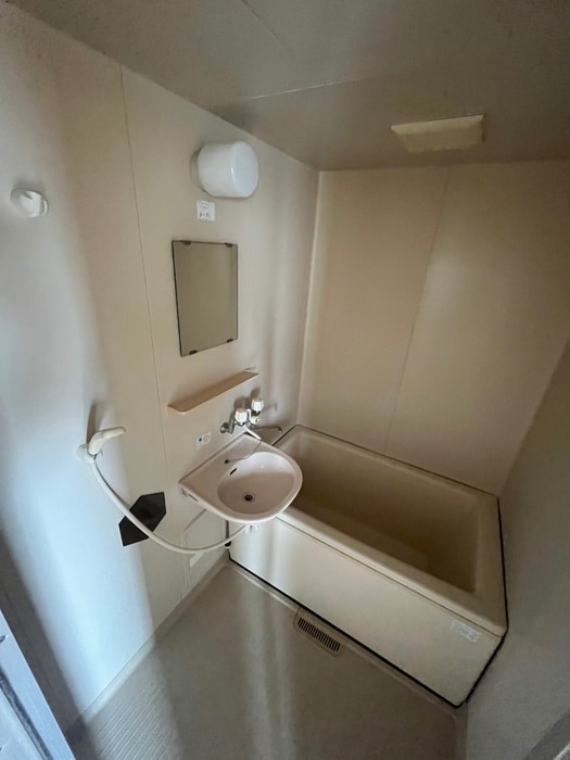 バス／シャワールーム等 川口ビル