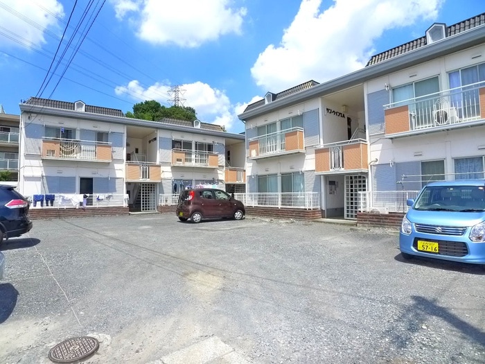 駐車場 サンウィングＢ