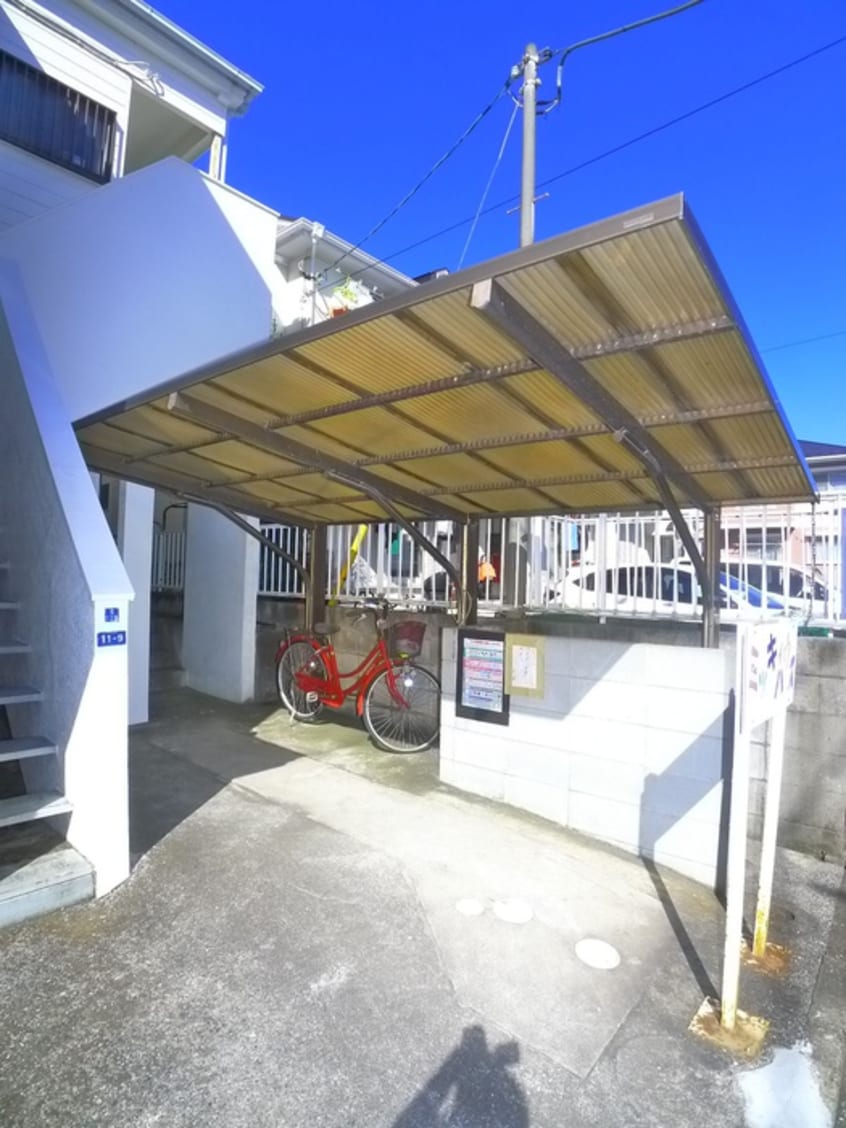 駐輪場 ミッキイハウス