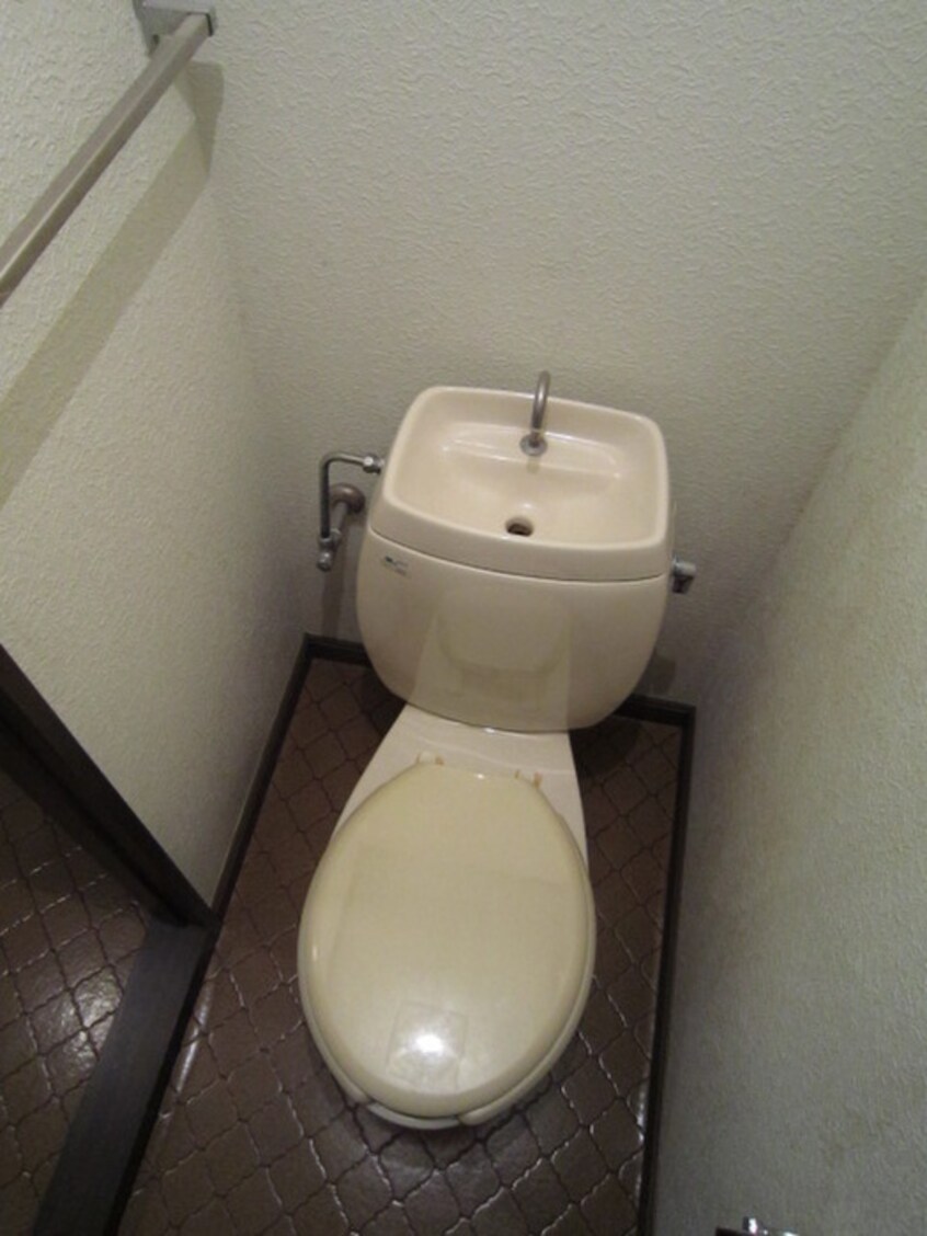 トイレ コ－ポ惣領