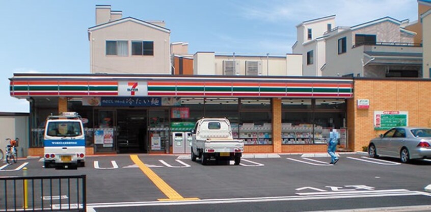 セブンイレブン 横浜別所3丁目店(コンビニ)まで39m ポルシェ上大岡