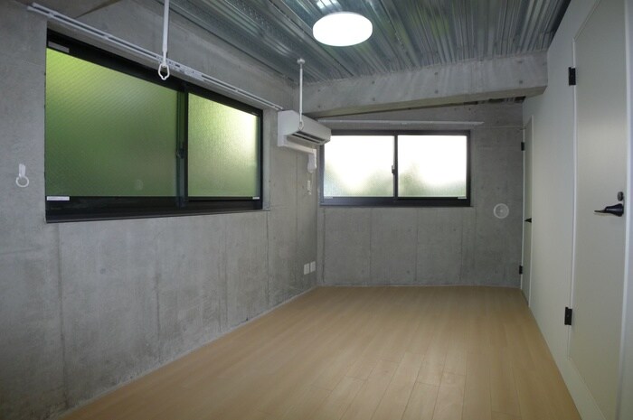 室内からの展望 Arbusto Hills