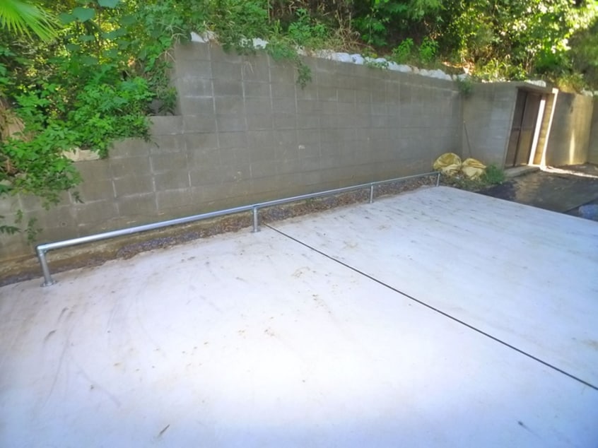 駐輪場 Arbusto Hills