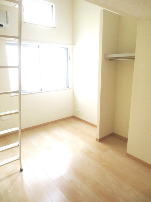 居室 プラムハイツ