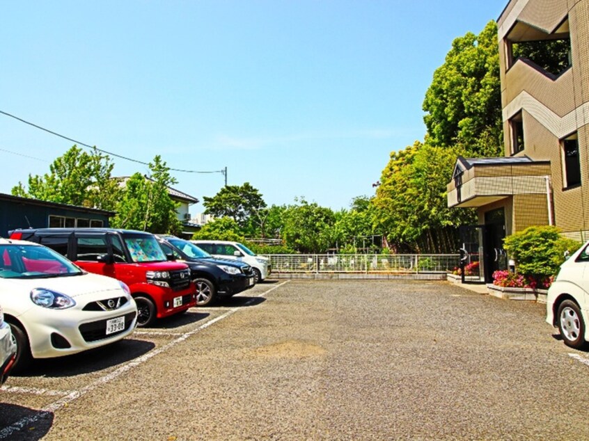 駐車場 パウゼ