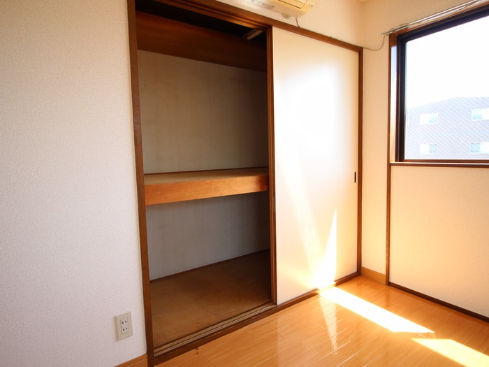 収納 市川ハイム３