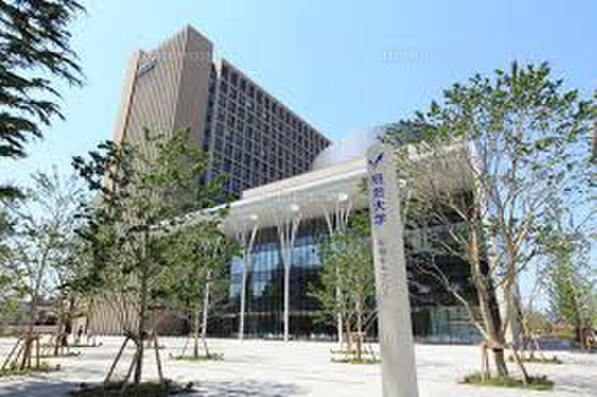 明治大学(大学/短大/専門学校)まで974m エステ－ト向ケ丘