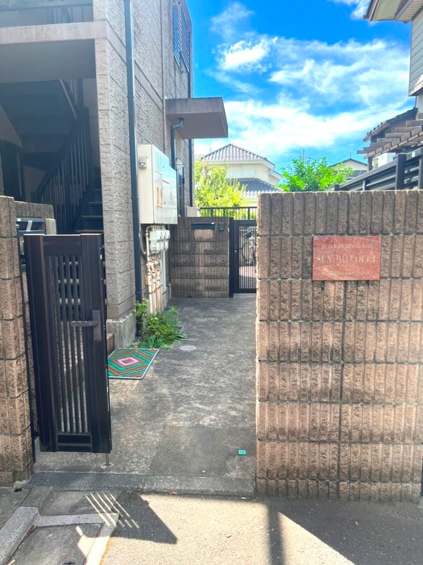 エントランス部分 サンパルコート