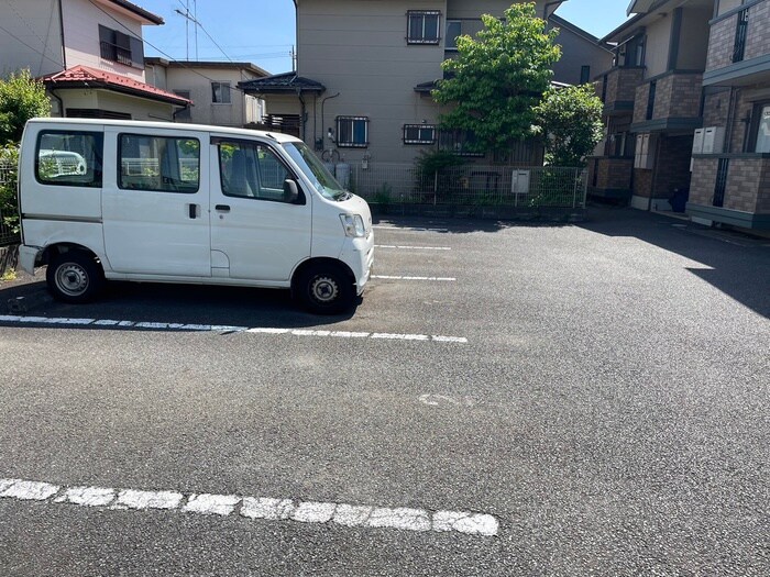 駐車場 ピュアグレイスMiya