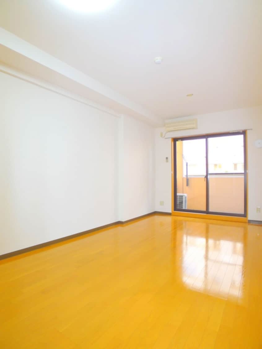 居室 INSURANCE BLDG.XV