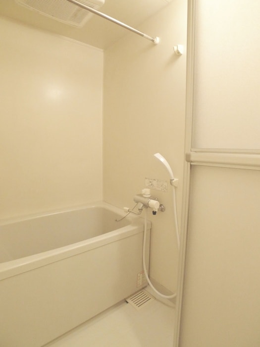 バス／シャワールーム等 INSURANCE BLDG.XV