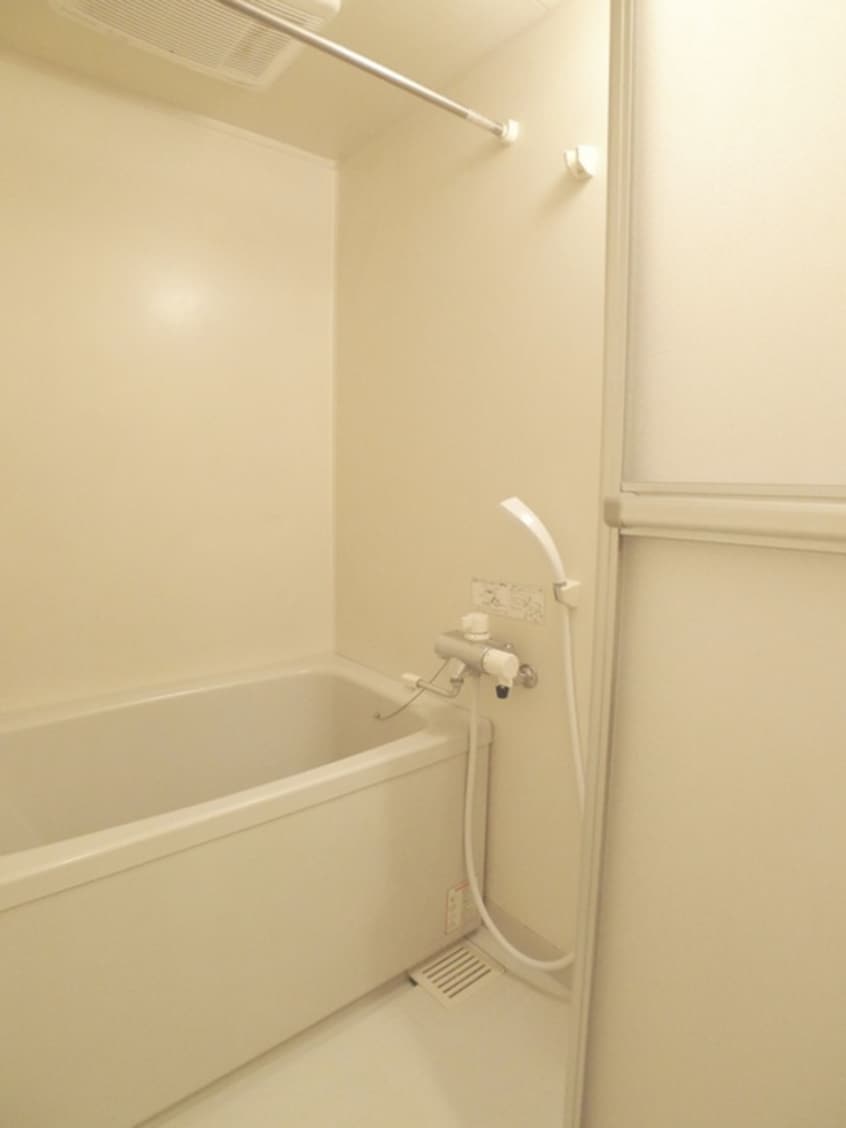 バス／シャワールーム等 INSURANCE BLDG.XV