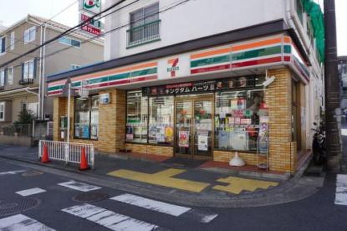 セブンイレブン横浜浅間台店(コンビニ)まで750m 古谷アパート