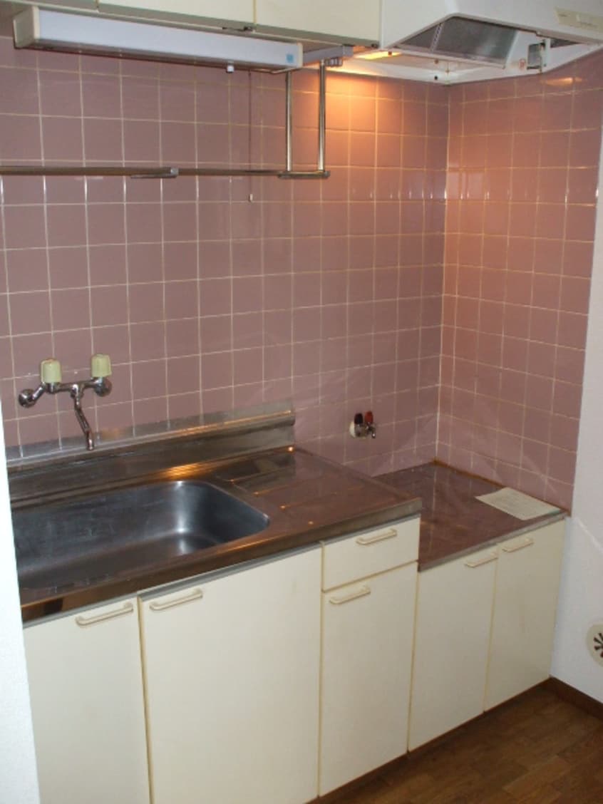 キッチン オ－クヒルズＡ