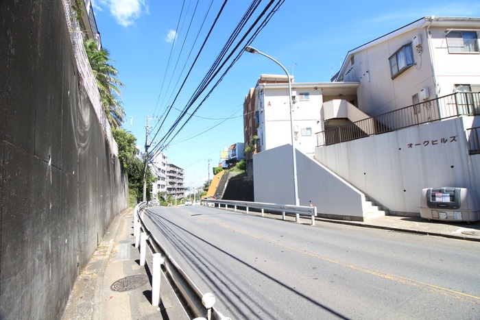 周辺環境 オ－クヒルズＡ