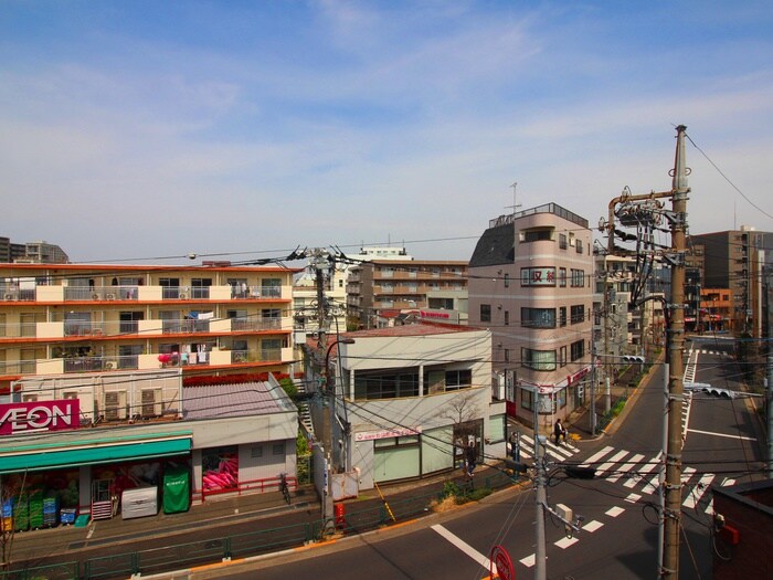 室内からの展望 ハイツ上鷺(408)