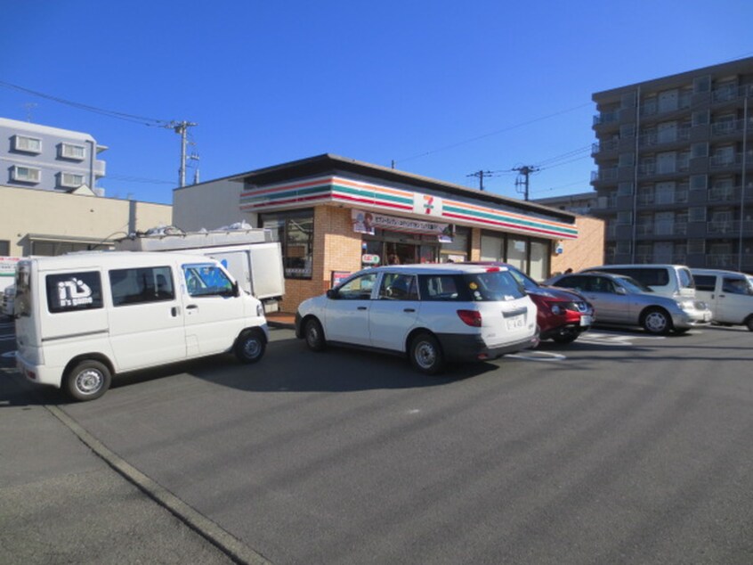 セブンイレブン 平塚中堂店(コンビニ)まで227m ピア八千代町