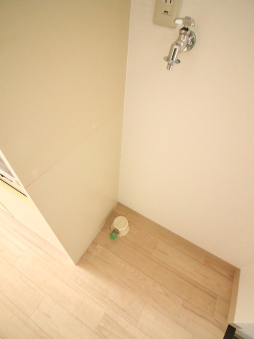 洗濯機置場 コスモヒルズ中央林間