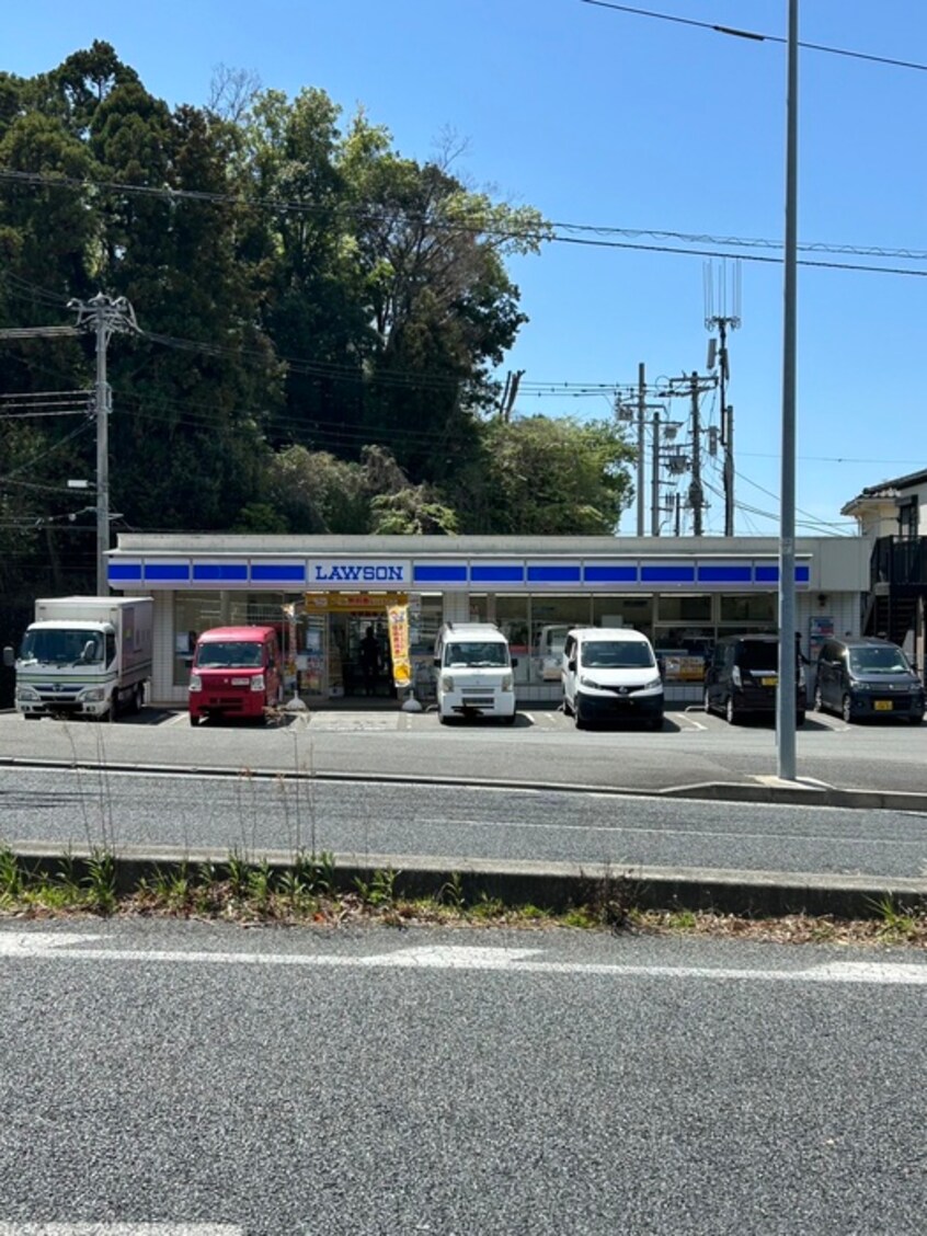 ローソン明大南門前店(コンビニ)まで600m ＮＹハイツ１