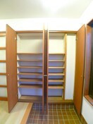 靴箱 大野町４丁目貸家