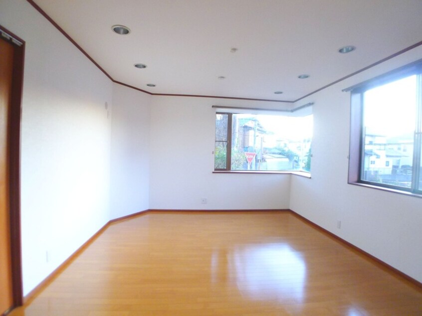 居室 大野町４丁目貸家