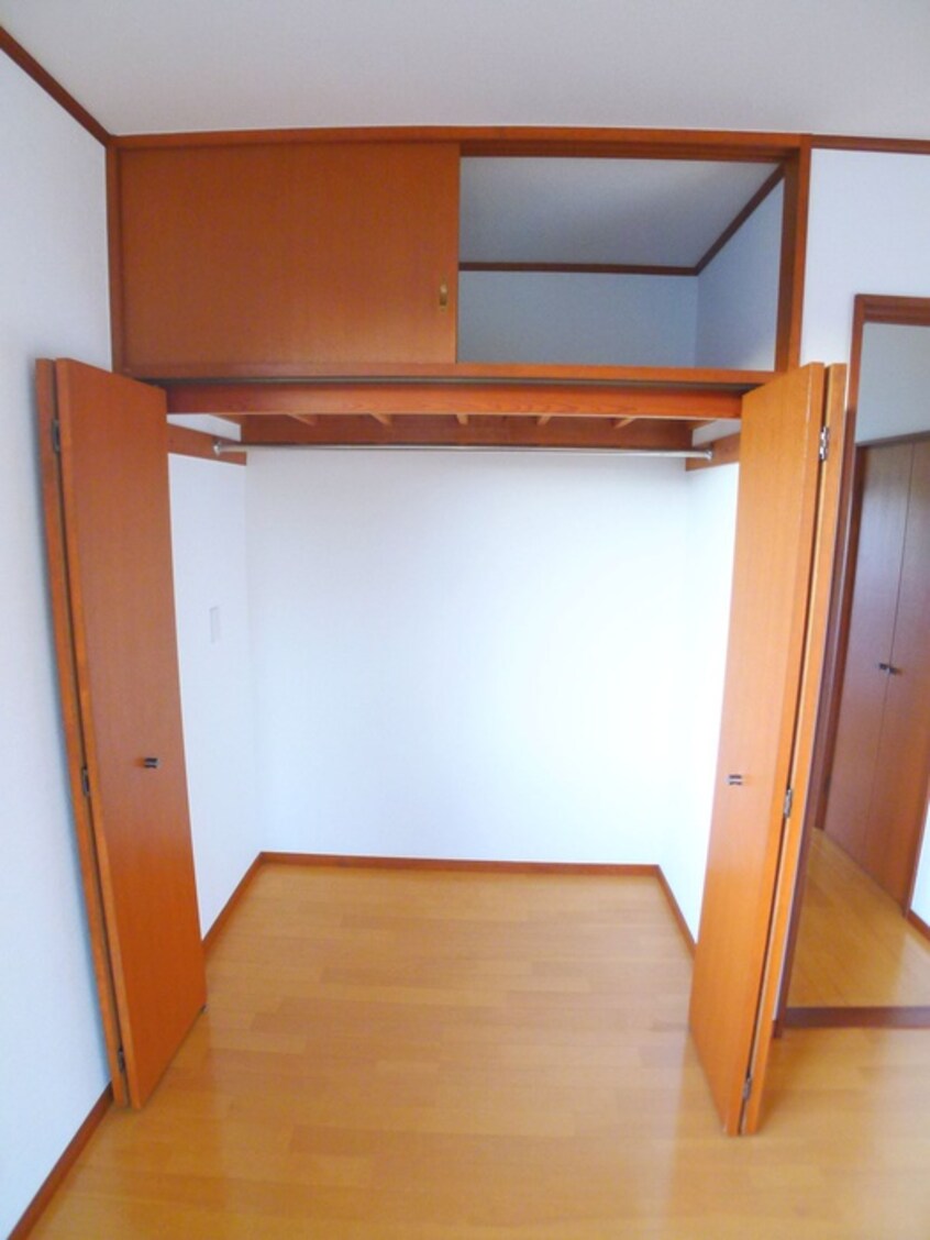 収納 大野町４丁目貸家