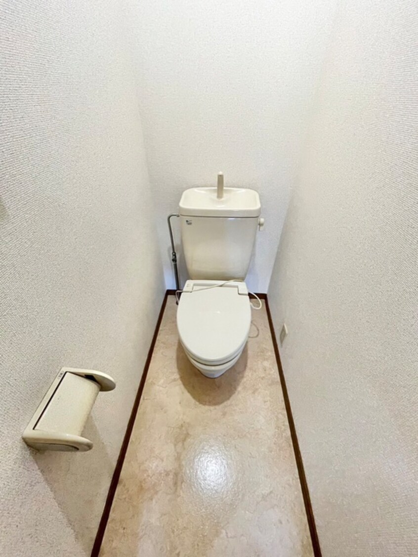 トイレ メゾンＹＫ