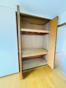 収納 メゾンＹＫ