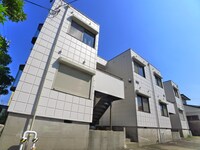 マノアールスリーゼ